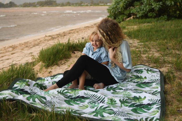 Little Unicorn Outdoor Blanket - Image 8